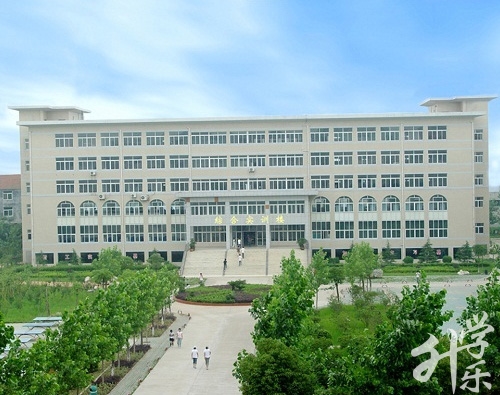 武漢市(shi)第一(yi)輕工(gong)業學(xué)校